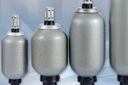 囊式蓄能器如何幫助系統減少故障?真相揭秘!