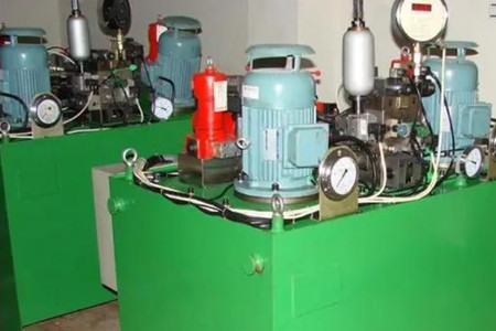 選擇活塞式蓄能器站需要考慮哪些因素呢？