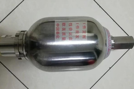 用什么方法來(lái)檢查不銹鋼囊式蓄能器膨脹壓力？